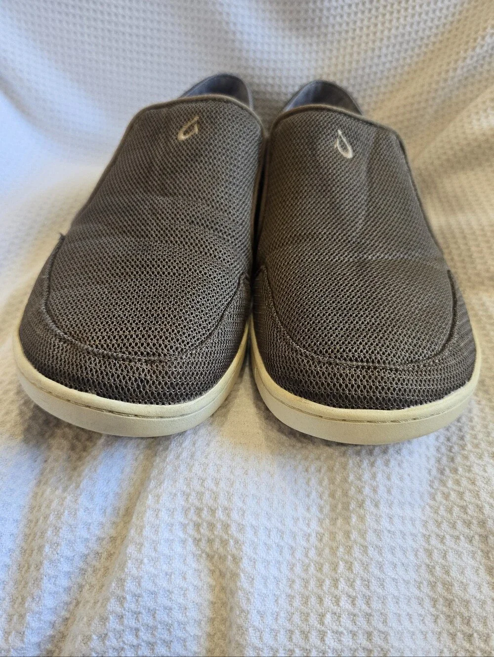 OluKai Nohea Mesh Men's Size 9 Sneakers Slip On Shoes Loafers Mustang